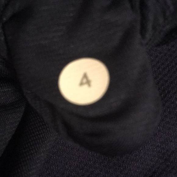 Hotty Hot Shorts Size 4 - Picture 6 of 6